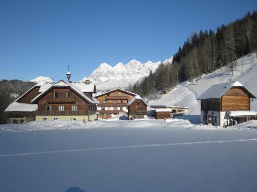 Facilities, Ahlhof in Rohrmoos