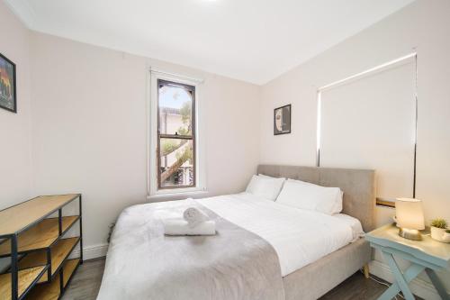 NY Inspired 1BR Apartment Cosy and Central - image 5