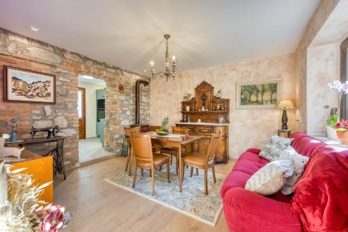 Vila Leonarda with Terrace and Garden - Happy Rentals - Miren