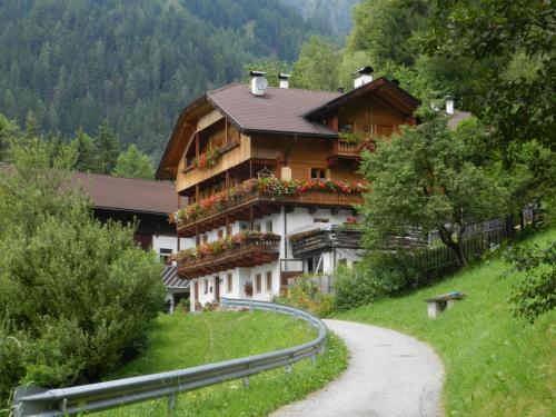  Gedrarzerhof, Ferienwohnung in Lüsen