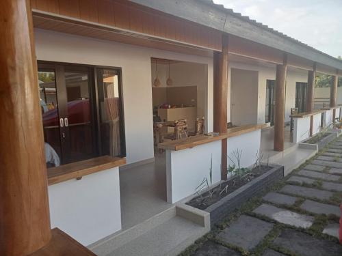 Balcony/terrace, The Jungle Family homestay in Beru