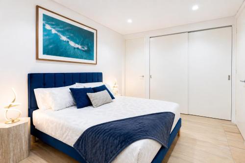 Bondi Garden Gem 2 BD With Hot Tub Patio BBQ and Parking - image 10