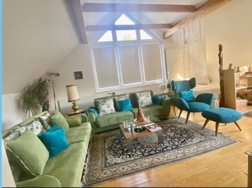Big Apartment With Mountain and Garden View in Klagenfurt