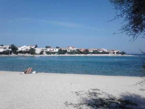  Apartment Anamarija, Ferienwohnung in Vir