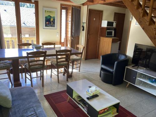 chalet du mouflon au bec aigle – khách sạn tại Murat
