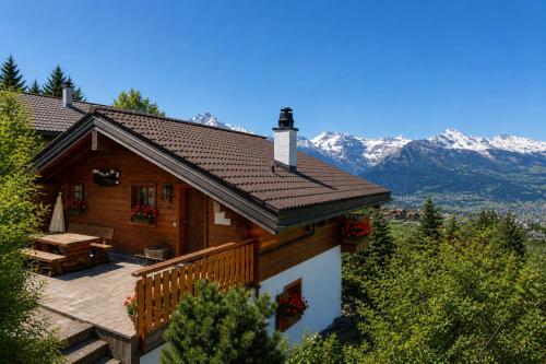 Chalet le Joyau in Nendaz - Sleeps 6 - Panoramic Views - 4 Vallées in Nendaz, Schweiz