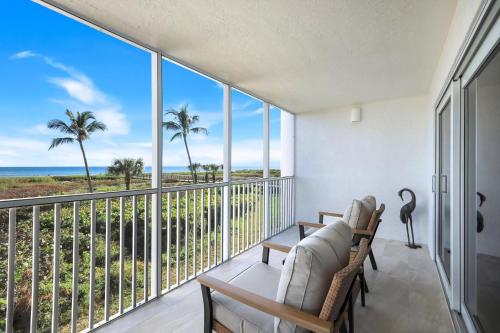 BEACHCOMBER A101 - main image