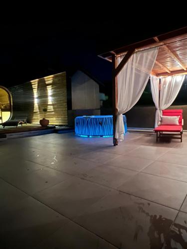 Kuća za odmor Sedra - jacuzzi & sauna (Kuca za odmor Sedra - jacuzzi & sauna) in Hrvatska Kostajnica
