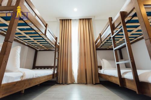 Coast Wise Hotel Dumaguete Room Type - Quadruple Room
