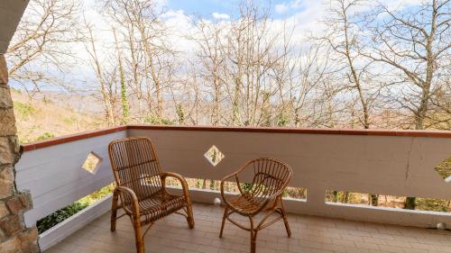Country Mountain Apartment - Wi-Fi, Free Parking in Localita Goraiolo