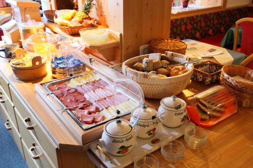 Frühstückspension Tannenhof - image 13