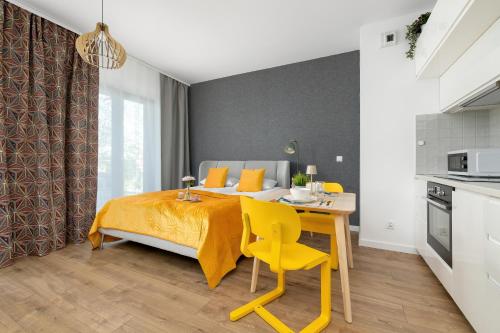 Stylish Studios with Parking near Spodek Arena by Noclegi Renters