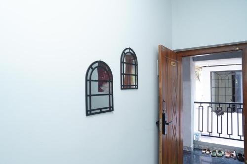 Изглед, Sukruthi service apartment 1bhk in Jeppinamogaru