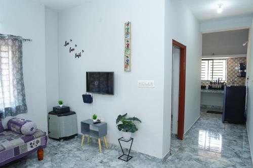 Sukruthi service apartment 1bhk in Jeppinamogaru
