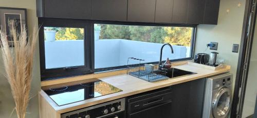 The Penthouse with panoramic views - image 11