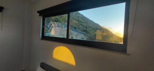 The Penthouse with panoramic views - image 4