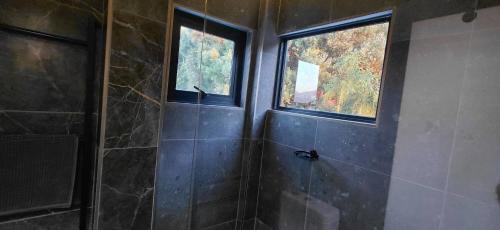 The Penthouse with panoramic views - image 3