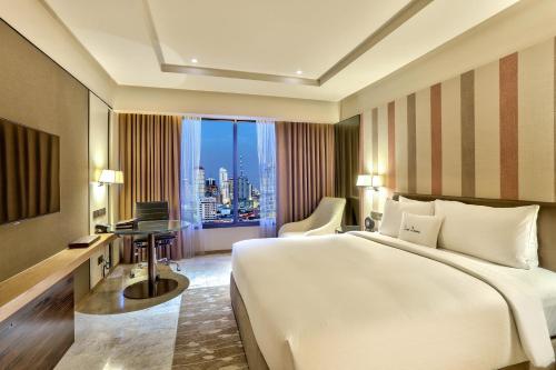 room detail thumbnail 0