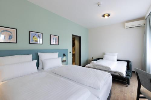 1 double bed, 1 sofa bed