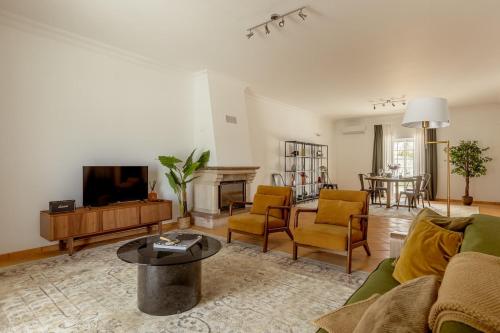 Charming Countryside Villa with Pool near Horses gîte à louer Barroca