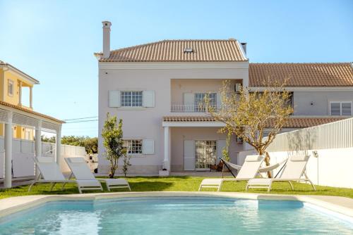 Charming Countryside Villa with Pool near Horses gîte à louer Atalaia