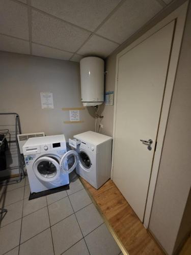 Hostel in City Centre near bus station in Torupilli