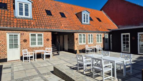 Jacobs Hotel near No Kirke