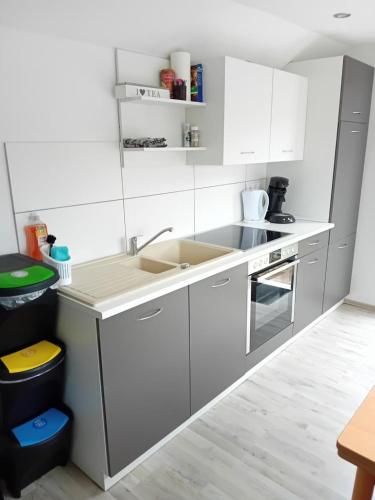 NEU! Bauwagen Balu mit Bad Terrasse u. Ausblick