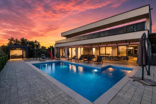 Villa Jura – khách sạn tại Peroj