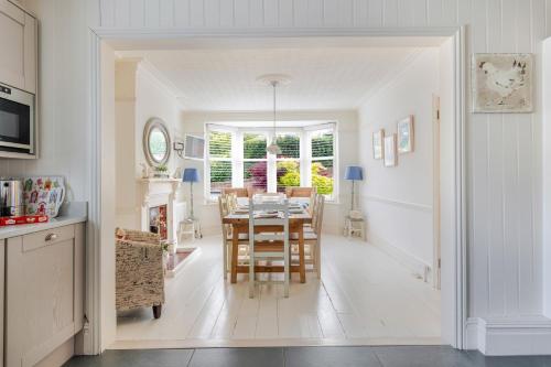 2 Hadleigh Villas – Lyme Regis