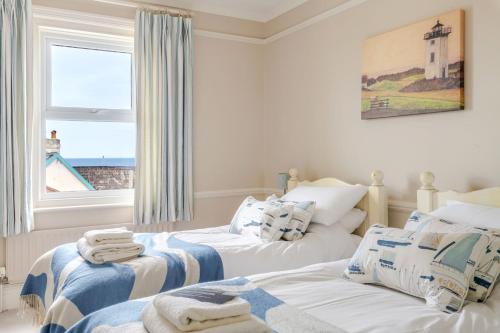 2 Hadleigh Villas – Lyme Regis