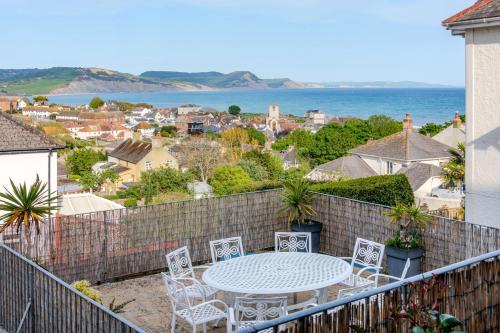 2 Hadleigh Villas – Lyme Regis