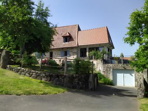 Viesnīcas āriene, Gîte de Pradevin (Gite de Pradevin) in Saint Clement (Auvergne)