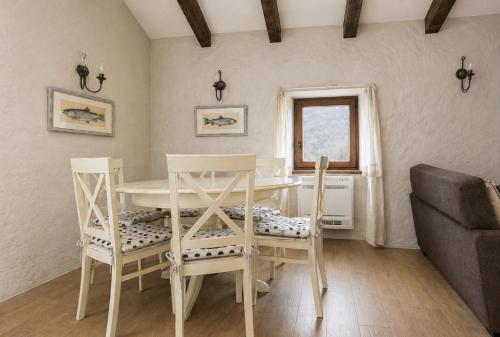 Casas de Xisto in Mogadouro