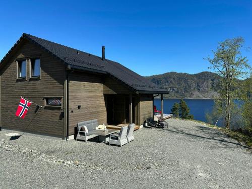A szálláshely kívülről, Panoramic Cabin By Lake Lundevannet in Moi