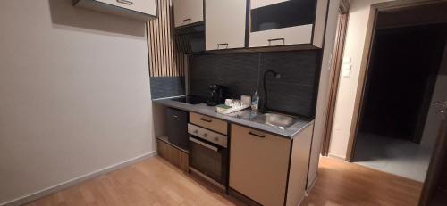 Pireaus platinum rooms & suites in Athens