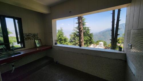 ONHILLs photo 4