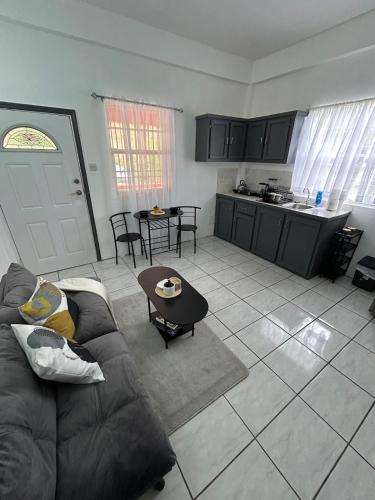 Cozy Endz in Marigot Bay