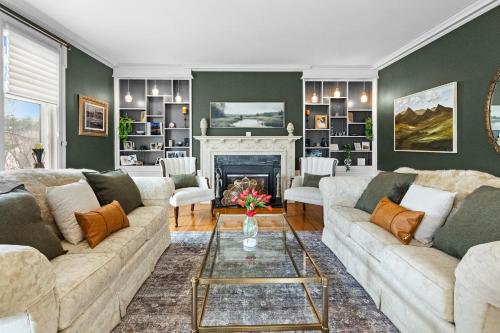 Historic Salyards Mansion by Heirloom Boutique Collection - image 4