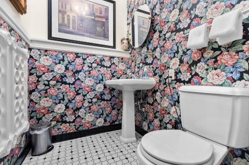 Historic Salyards Mansion by Heirloom Boutique Collection - image 2