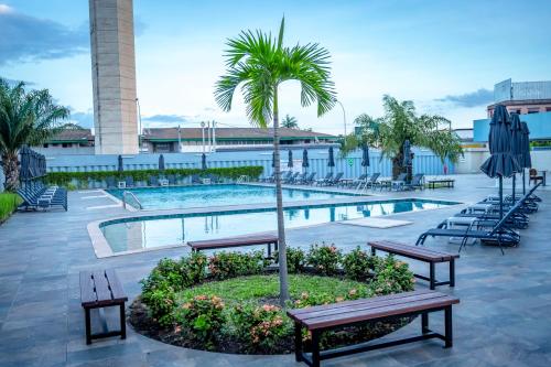 Swimming pool, Seen Ran Hotel Bouake in Bouaké