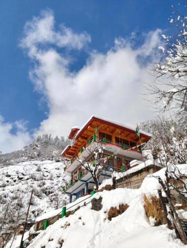 Snow View Guest House Tosh