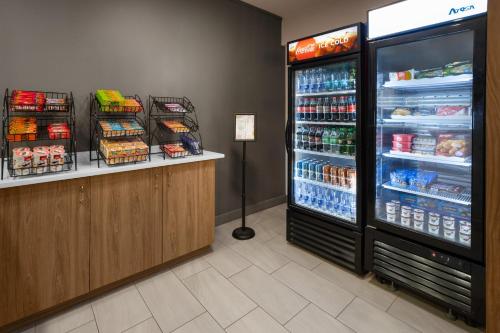 Holiday Inn Express Syracuse-Fairgrounds an IHG Hotel - image 39