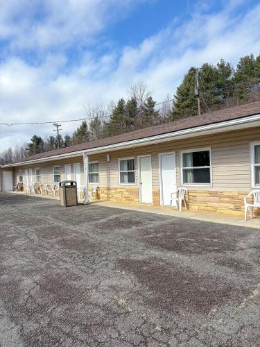 Blue Ridge Mountain Inn in Vūlvaina (VA)