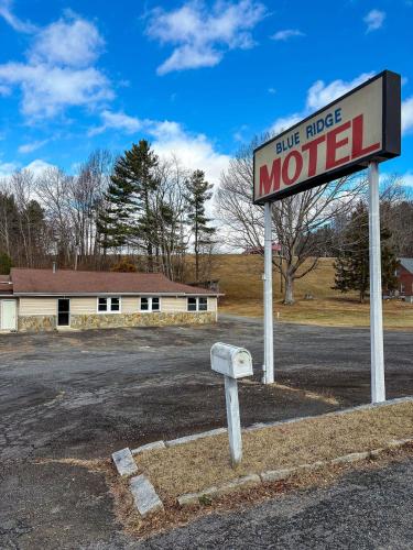 Blue Ridge Mountain Inn in Vūlvaina (VA)