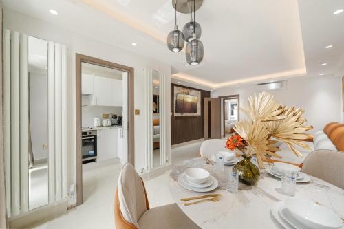 Stunning 2 Bedroom Apartment In Mayfair H10 - image 11