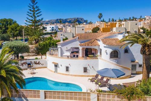 Villa Papillon by Villa Plus
