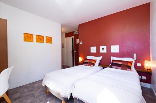 1 queen bed