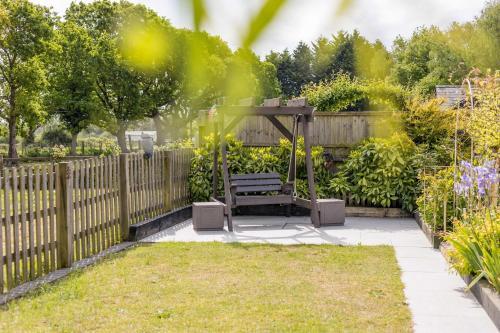 Fern Cottage - image 22