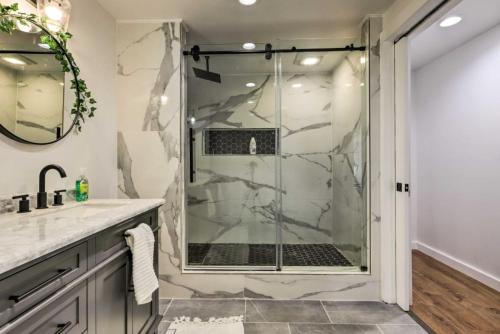 Salle de bain, Peachtree City Apartment Near Lake Kedron in Peachtree City (GA)